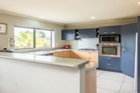 Photo of property in 5 Central Park, Paraparaumu Beach, Paraparaumu, 5032