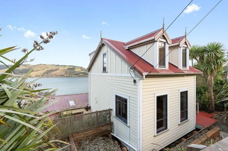 Photo of property in 2 Waireka Street, Ravensbourne, Dunedin, 9022