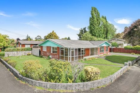 Photo of property in 2 Olympia Place, Riverlea, Hamilton, 3216