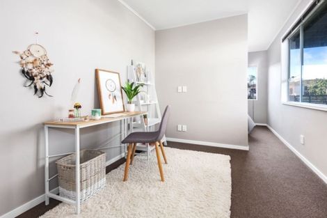 Photo of property in 50 Discovery Drive, Whitby, Porirua, 5024