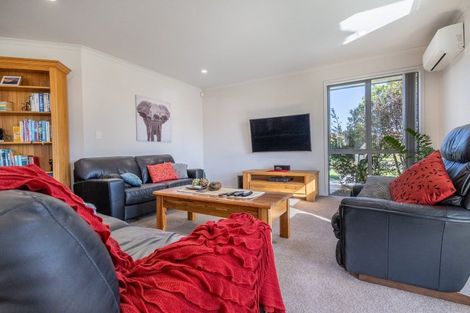 Photo of property in 2 Henry Bell Close, Leamington, Cambridge, 3432