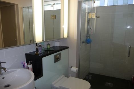 Photo of property in Summit Apartments, 6/184 Molesworth Street, Thorndon, Wellington, 6011