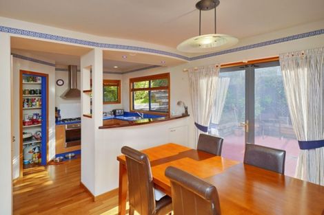 Photo of property in 37 Cornwall Road, Lyttelton, 8082