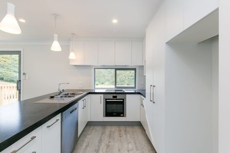 Photo of property in 1 Rarangi Way, Owhiro Bay, Wellington, 6023