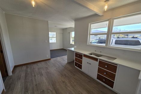 Photo of property in 5 Rakau Street, Havelock North, 4130