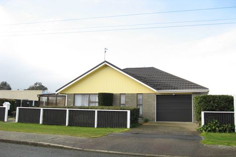 Photo of property in 8 Munro Street, Waikiwi, Invercargill, 9810