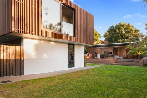 Photo of property in 98 Ferry Parade, Herald Island, Auckland, 0618