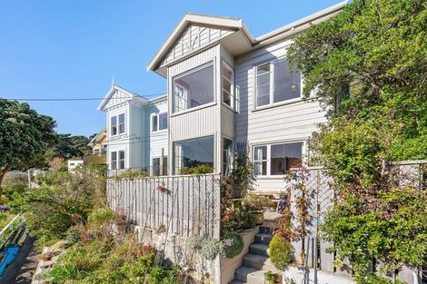 Photo of property in 22 Jackson Street, Island Bay, Wellington, 6023