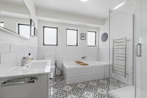 Photo of property in 6 George Street, Thorndon, Wellington, 6011