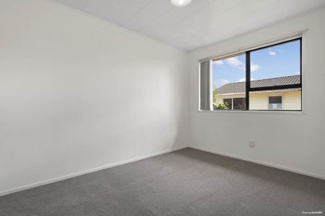Photo of property in 66 Boundary Road, Clover Park, Auckland, 2019
