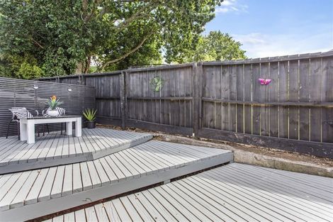 Photo of property in 2 Mabbett Lane, Waimauku, 0883