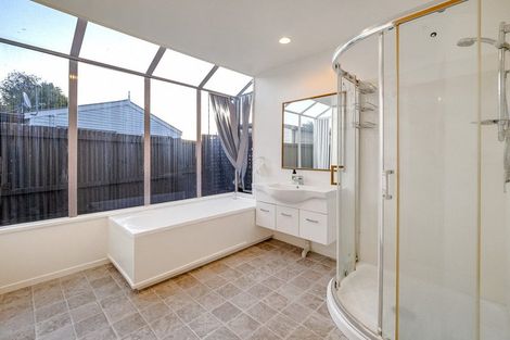 Photo of property in 2/5 Tahi Place, Belfast, Christchurch, 8051