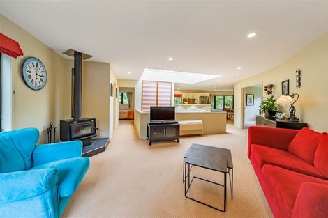 Photo of property in 55 Chatsworth Road, Silverstream, Upper Hutt, 5019