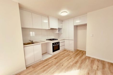 Photo of property in 16/12 Thompson Street, Mangere East, Auckland, 2024