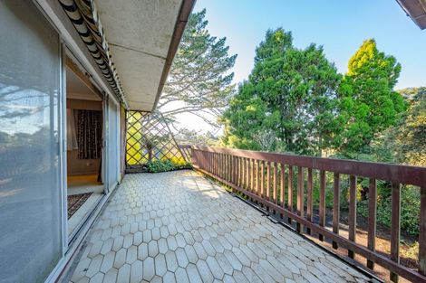 Photo of property in 1090 Scenic Drive North, Swanson, Auckland, 0816