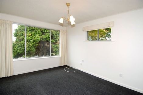 Photo of property in 23 Rosedale Place, Avonhead, Christchurch, 8042