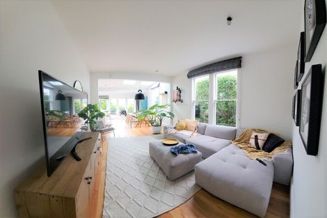 Photo of property in 92 Coromandel Street, Newtown, Wellington, 6021