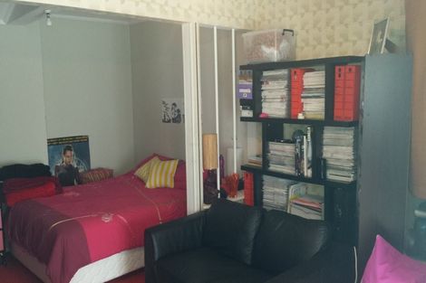 Photo of property in 30 Stoke Street, Newtown, Wellington, 6021