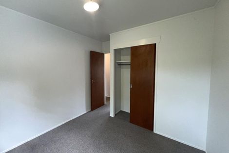 Photo of property in 2/1 Dakota Avenue, Beach Haven, Auckland, 0626