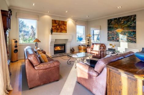 Photo of property in 5 Hollyhock Lane, Wanaka, 9305