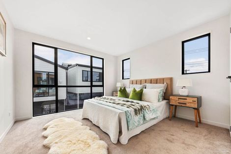 Photo of property in 106b Taikata Road, Te Atatu Peninsula, Auckland, 0610