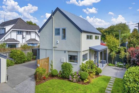 Photo of property in 107 Windermere Road, Papanui, Christchurch, 8053