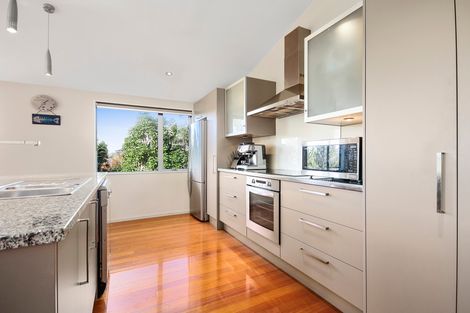 Photo of property in 186b Old Titirangi Road, Titirangi, Auckland, 0604