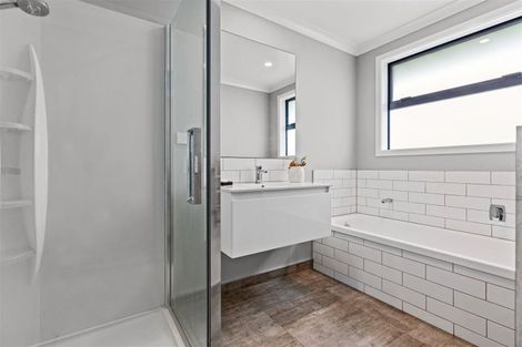 Photo of property in 27 Saddlers Way, Papamoa, 3118