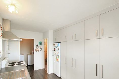 Photo of property in 17 Kiwi Street, Pahiatua, 4910