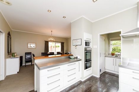 Photo of property in 8 Skerman Street, Marton, 4710