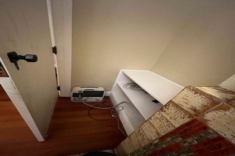 Photo of property in 7 Otahuri Crescent, Greenlane, Auckland, 1051