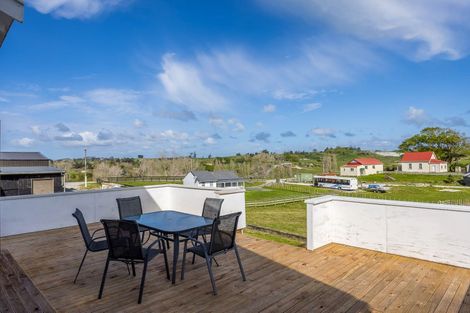 Photo of property in 27 Church Hill Road, Port Albert, Wellsford, 0973