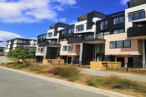 Photo of property in 3/28 Pennant Street, Long Bay, Auckland, 0630