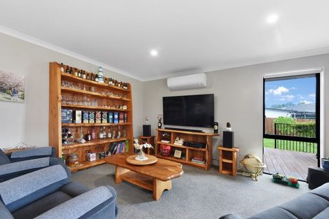 Photo of property in 100 Iwa Street, Mapua, 7005