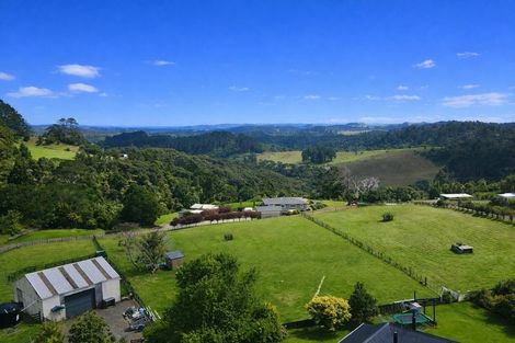 Photo of property in 12 Mildon Road, Waitakere, Auckland, 0782