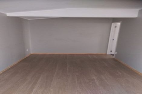 Photo of property in 8 De Quincey Terrace, Highland Park, Auckland, 2010