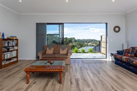 Photo of property in 23 William Calvert Drive, Swanson, Auckland, 0614