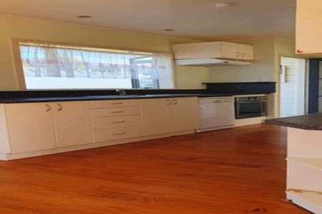 Photo of property in 10 Valencia Place, Manurewa, Auckland, 2102