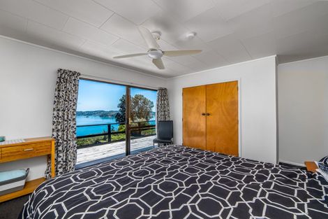 Photo of property in 202 Te Wahapu Road, Russell, 0272