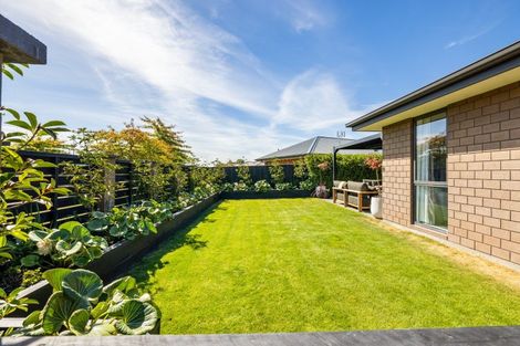 Photo of property in 83 Willowside Place, Amberley, 7410