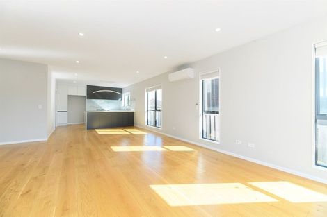Photo of property in 8a Jeff Place, Howick, Auckland, 2014