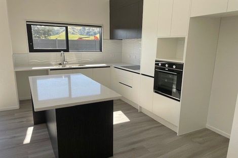 Photo of property in 12 Mataikokako Loop, Kawakawa Bay, 2585