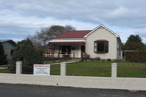 Photo of property in 36 Irvine Street, Lawrence, 9532