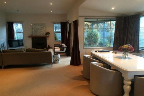 Photo of property in 7 Fletcher Way, Arrowtown, 9302