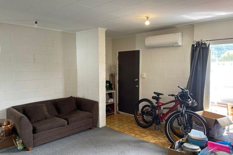 Photo of property in 43 Merton Street, Trentham, Upper Hutt, 5018