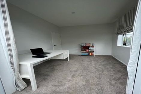 Photo of property in 5 Riroriro Road, Hobsonville, Auckland, 0616