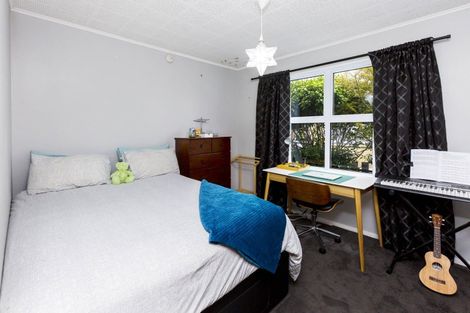 Photo of property in 61 Oregon Drive, Maoribank, Upper Hutt, 5018