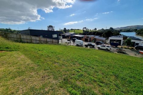 Photo of property in 29 Omahina Street, Raglan, 3225