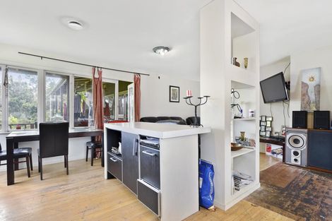 Photo of property in 65 Opanuku Road, Henderson Valley, Auckland, 0612