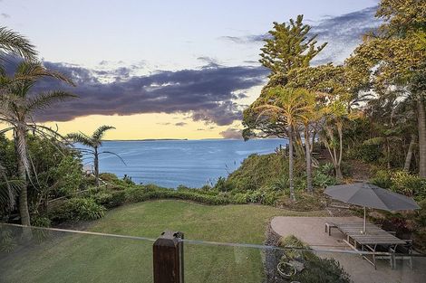 Photo of property in 24 Cliff Road, Torbay, Auckland, 0630